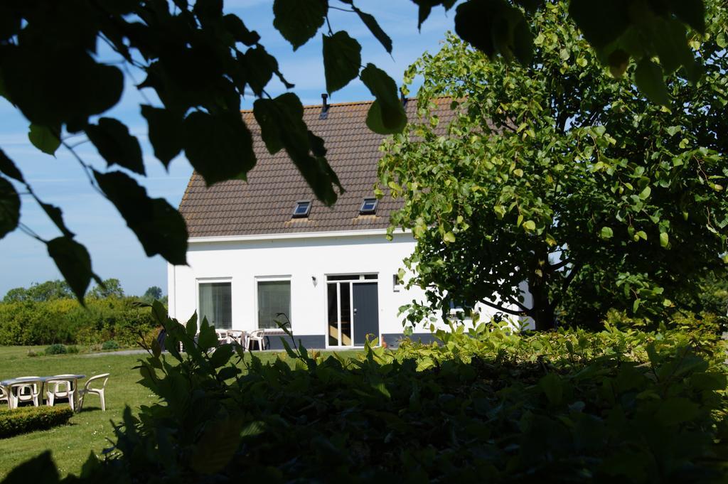 Hofstede Elzenoord Villa Vrouwenpolder Exterior foto